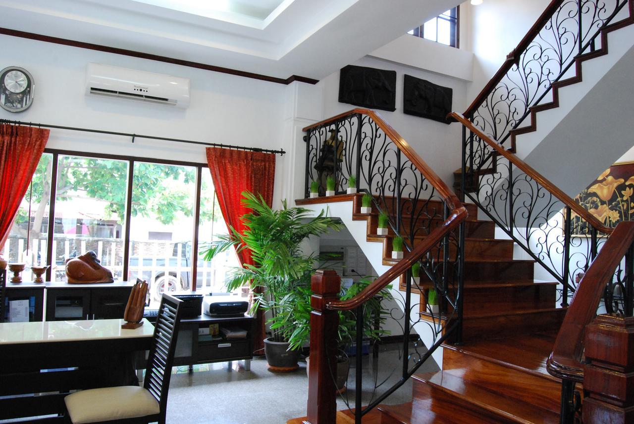 Vayakorn Inn Vientiane Exterior photo
