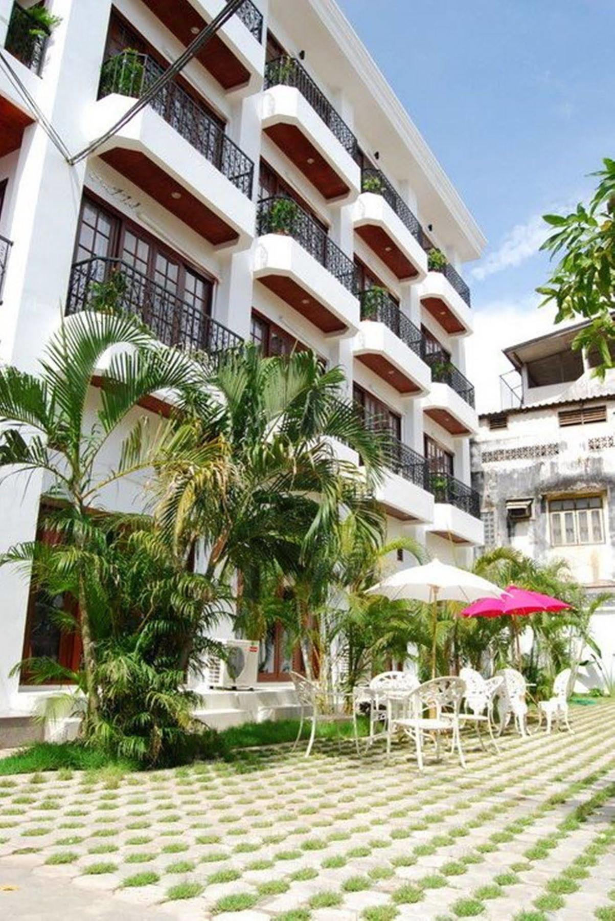 Vayakorn Inn Vientiane Exterior photo